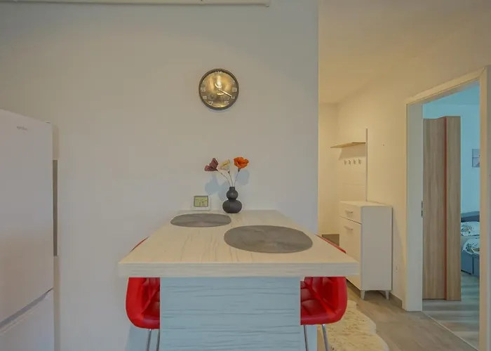 Apartment Kasper Coresi *